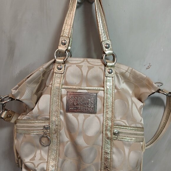 Coach Glam Poppy 1941 Hobo - Picture 16 of 16